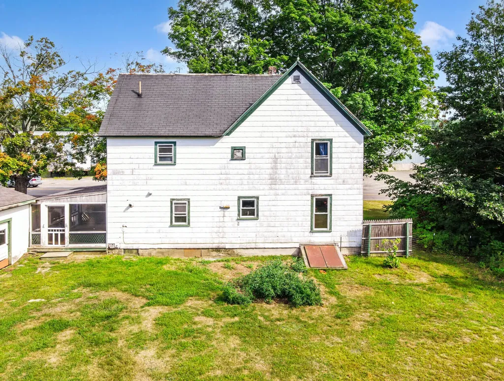 658 Leighton Road Augusta ME 04330