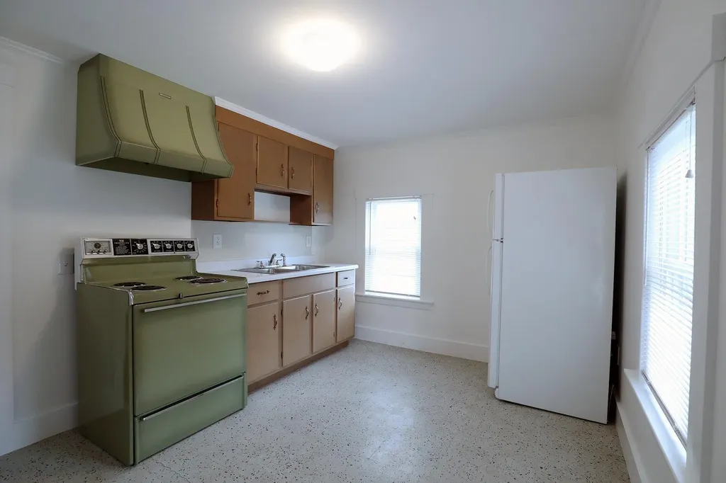 22 James Street Farmingdale ME 04344
