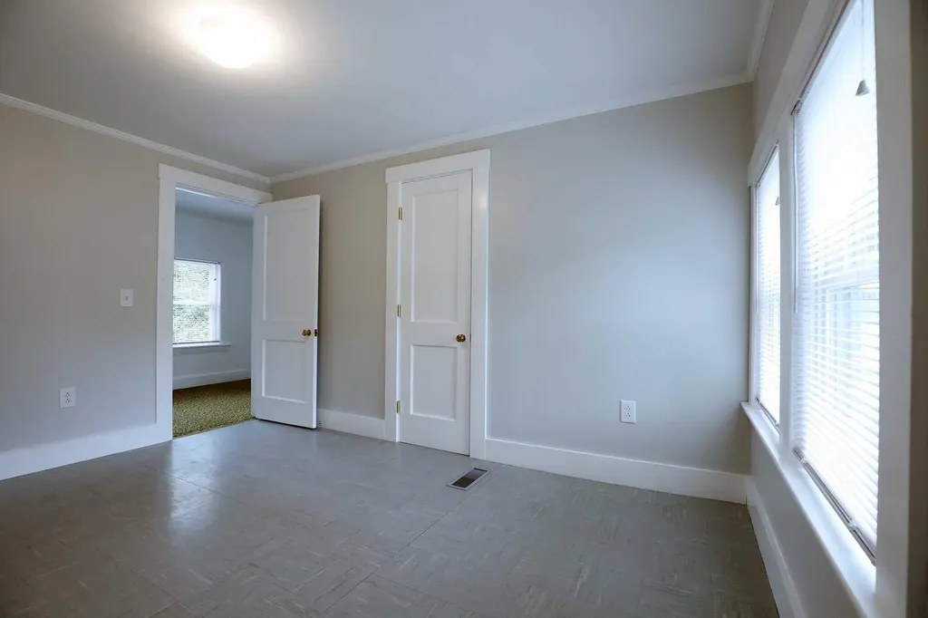 22 James Street Farmingdale ME 04344