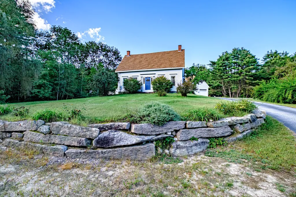 44 Carsley Road Harrison ME 04040