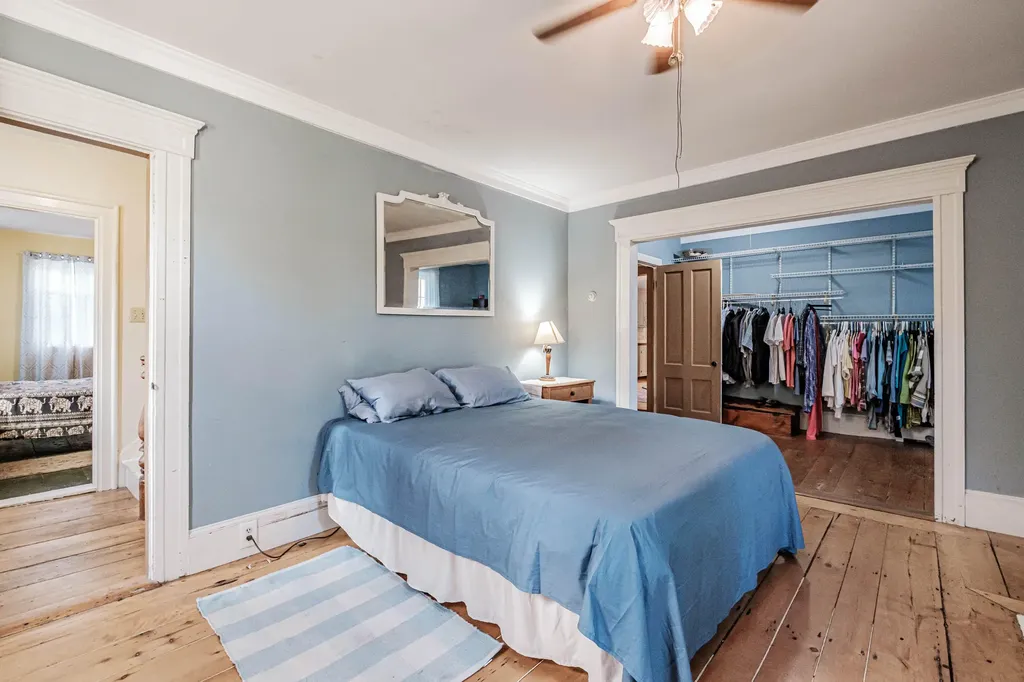 44 Carsley Road Harrison ME 04040