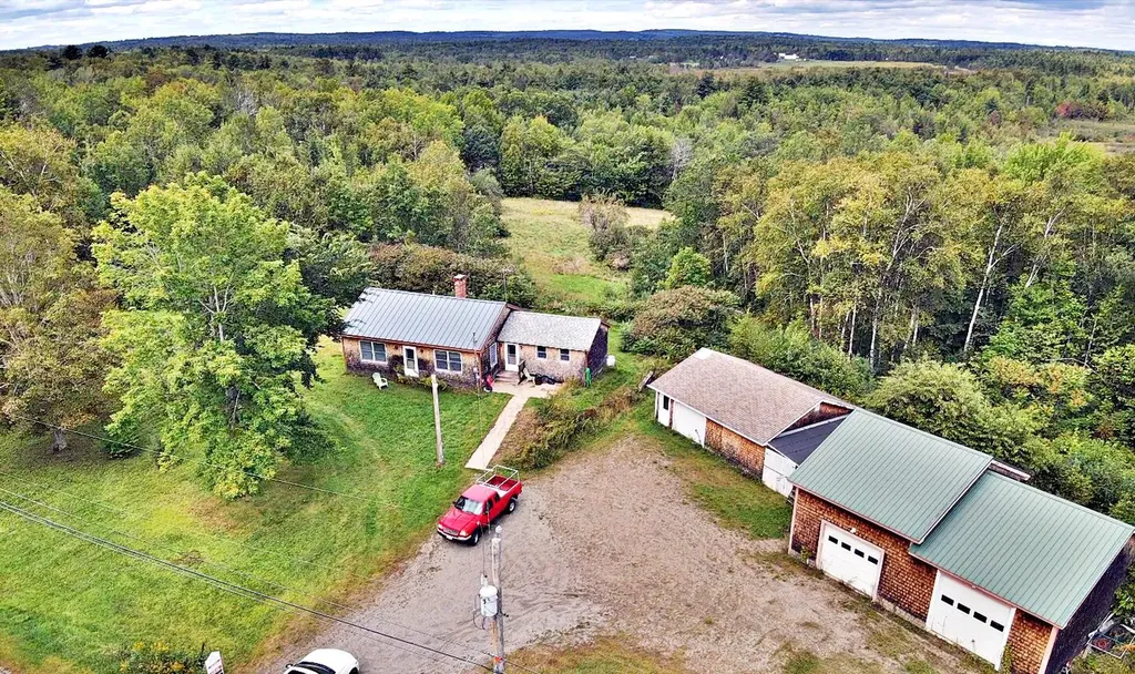 944 North Road Newburgh ME 04444