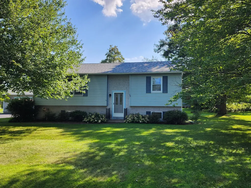 12 Booker Avenue Benton ME 04901