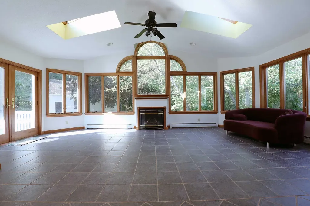 8 Erins Way Randolph ME 04346