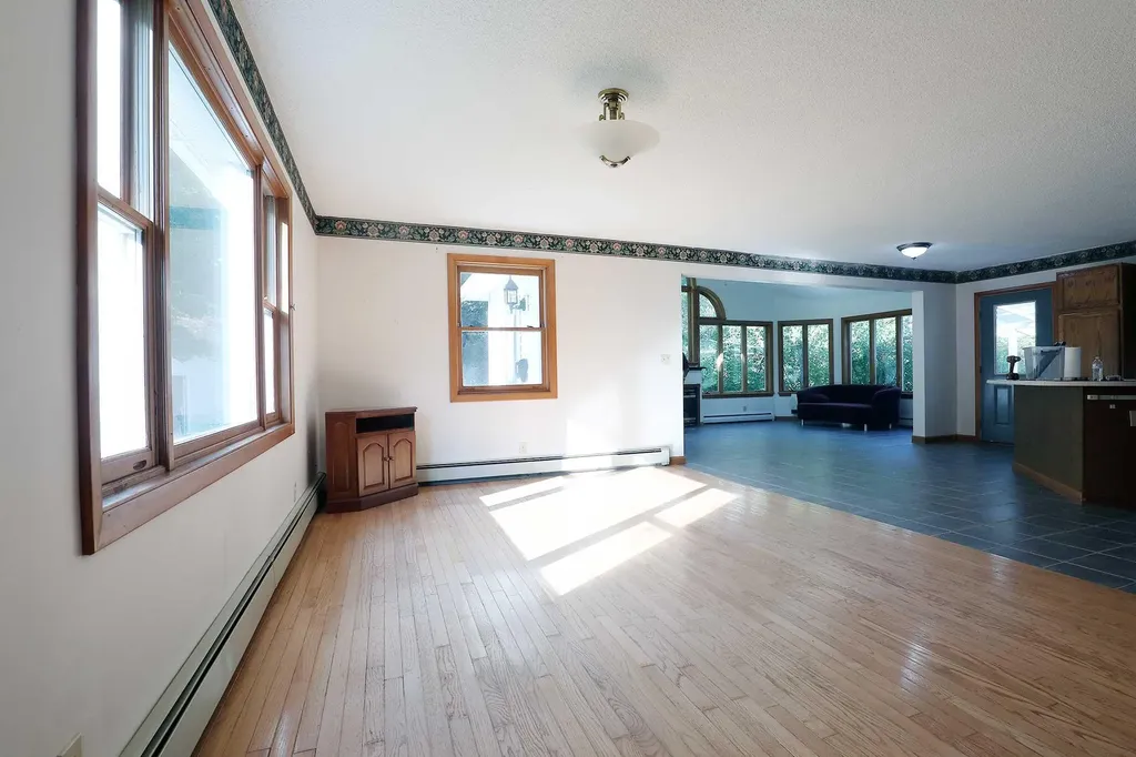 8 Erins Way Randolph ME 04346