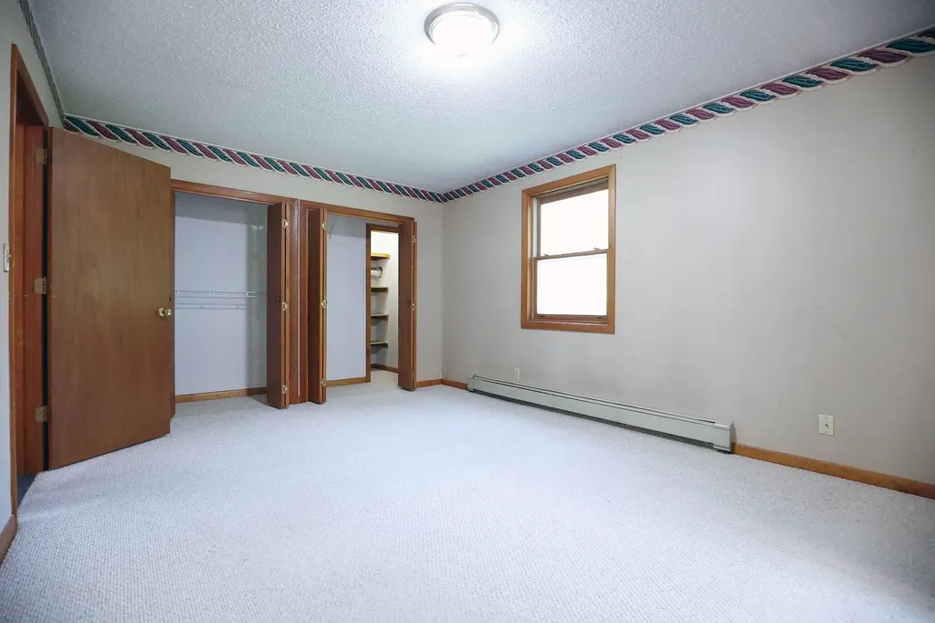 8 Erins Way Randolph ME 04346