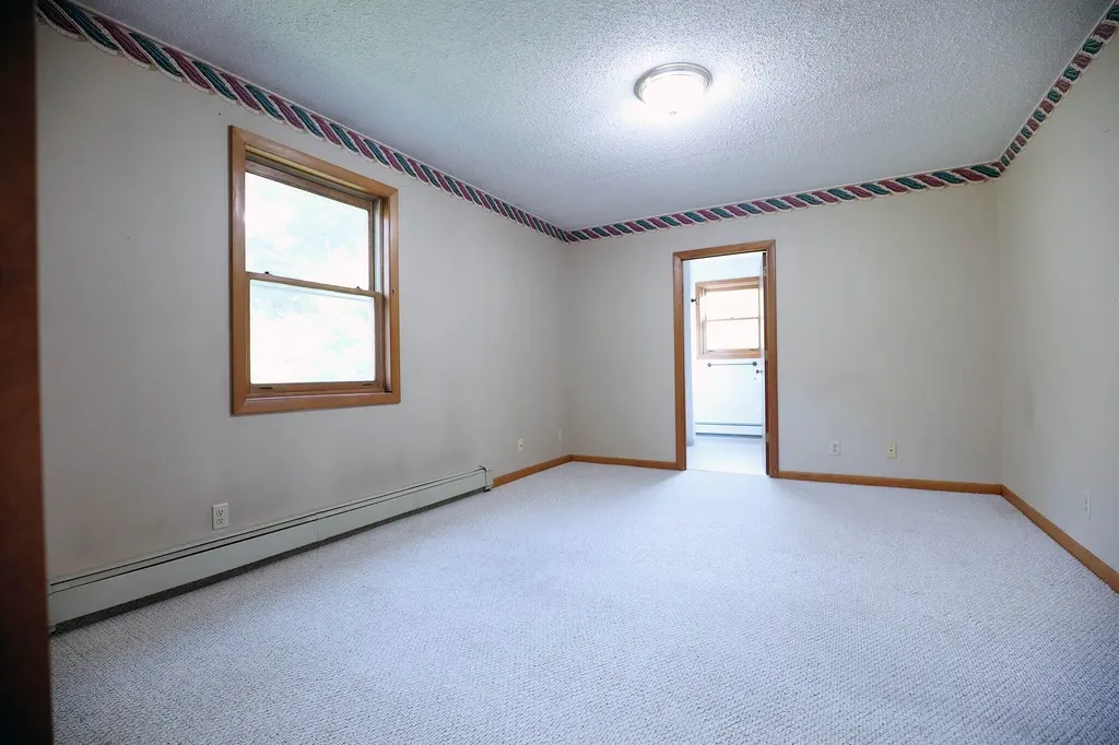 8 Erins Way Randolph ME 04346