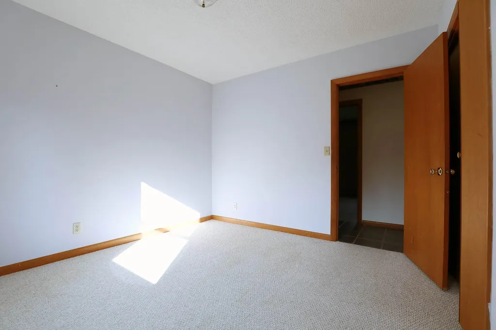 8 Erins Way Randolph ME 04346