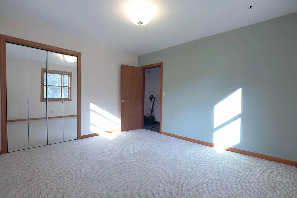 8 Erins Way Randolph ME 04346