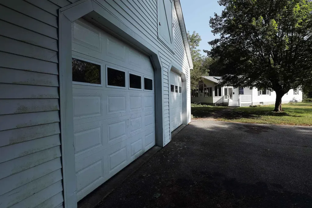 8 Erins Way Randolph ME 04346