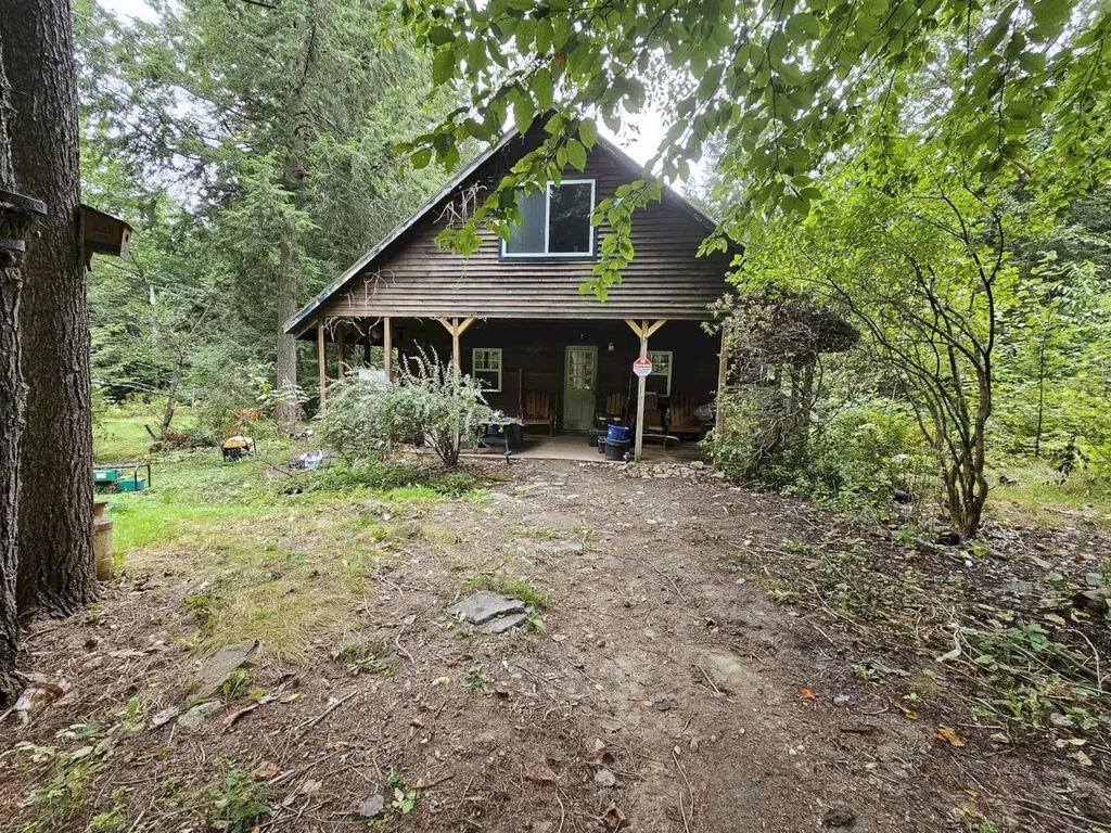 35 Samuels Drive Canaan ME 04924