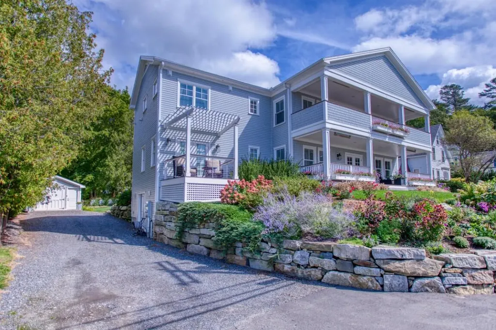 60 Union Street Boothbay Harbor ME 04538