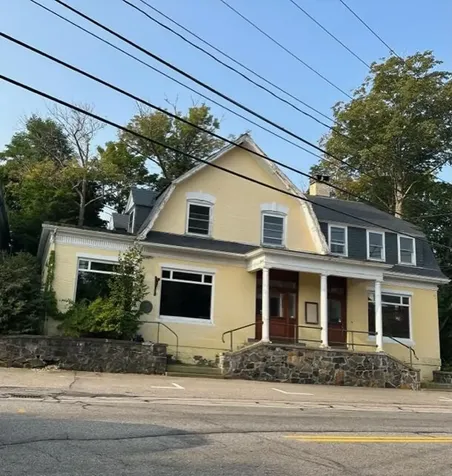 207 York Street York ME 03909