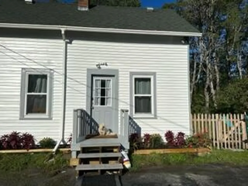 814 Tremont Road Tremont ME 04674