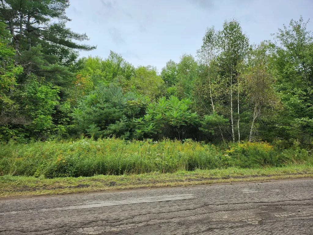 34 Palmer Road Newport ME 04953