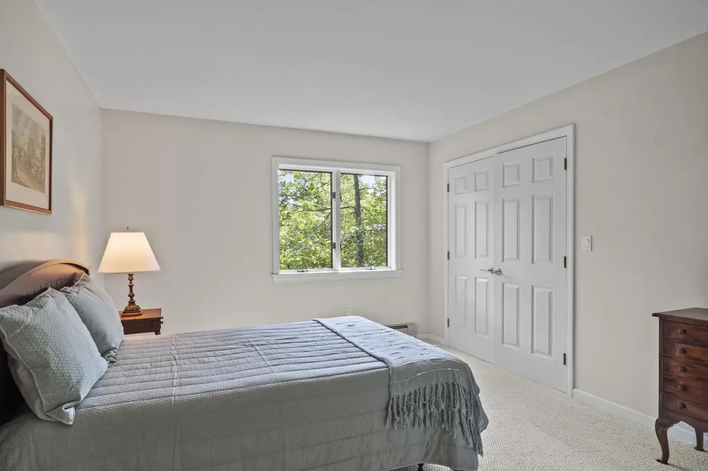8 White Tail Drive Rockport ME 04856