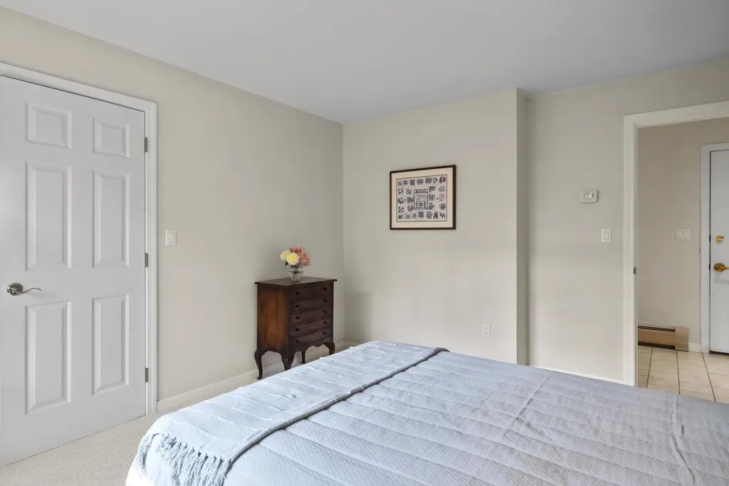 8 White Tail Drive Rockport ME 04856