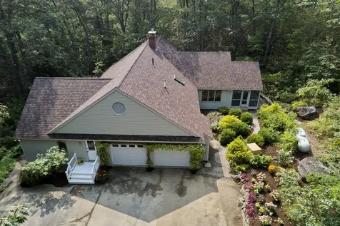 8 White Tail Drive Rockport ME 04856