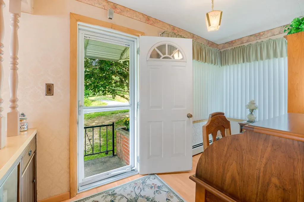 568 S Main Street Auburn ME 04210