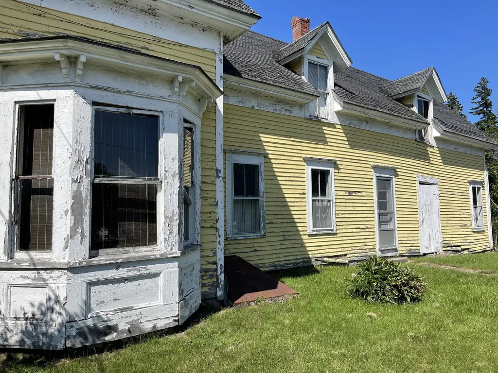 778 S Gouldsboro Road Gouldsboro ME 04607