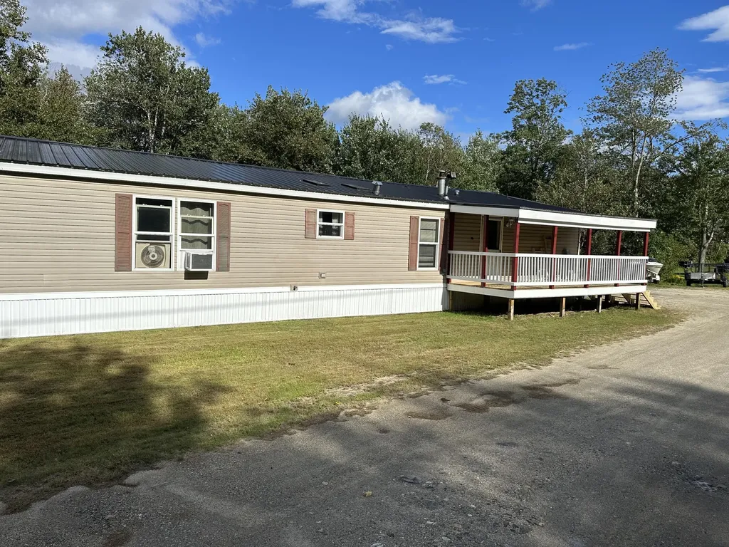 205 Main Street Oxford ME 04270