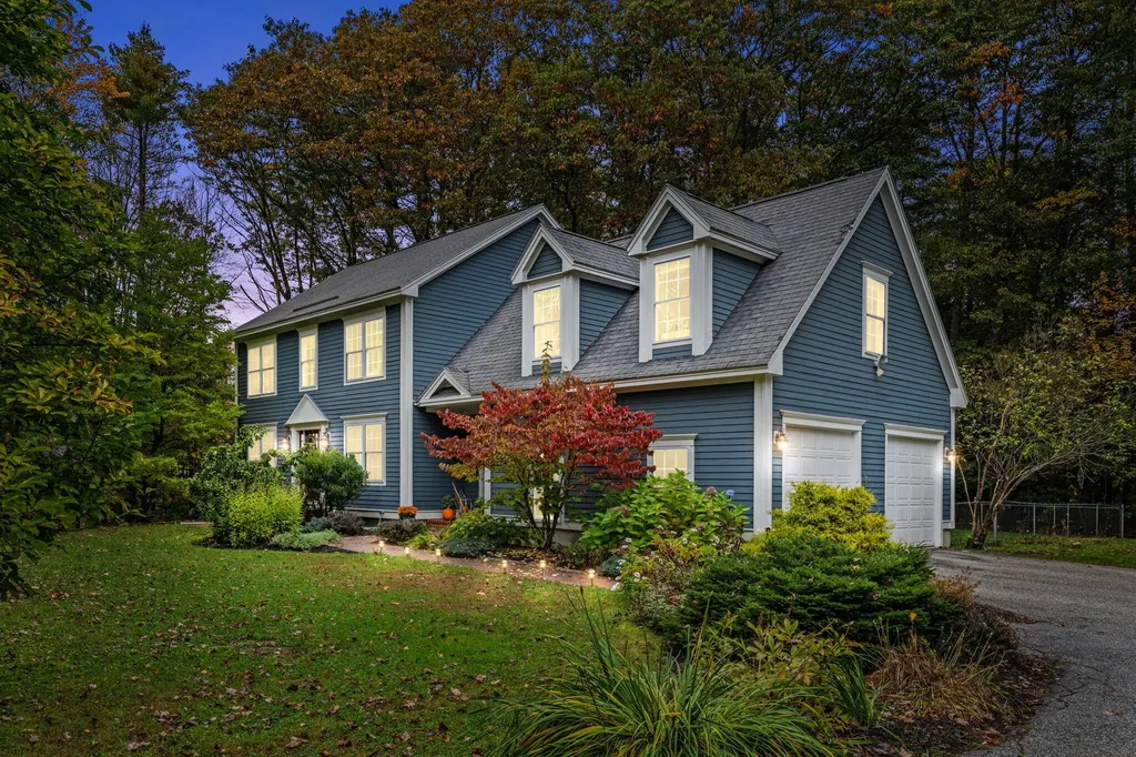 2 Lanier Lane Falmouth ME 04105