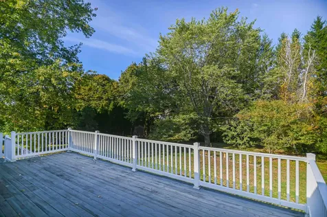 49 Raydon Road Extension York ME 03909