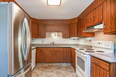 49 Raydon Road Extension York ME 03909