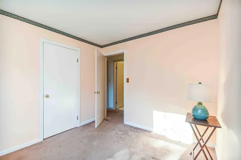 49 Raydon Road Extension York ME 03909