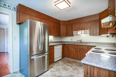 49 Raydon Road Extension York ME 03909