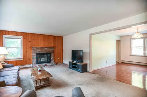 49 Raydon Road Extension York ME 03909