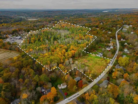 214 Duck Pond Road Westbrook ME 04092