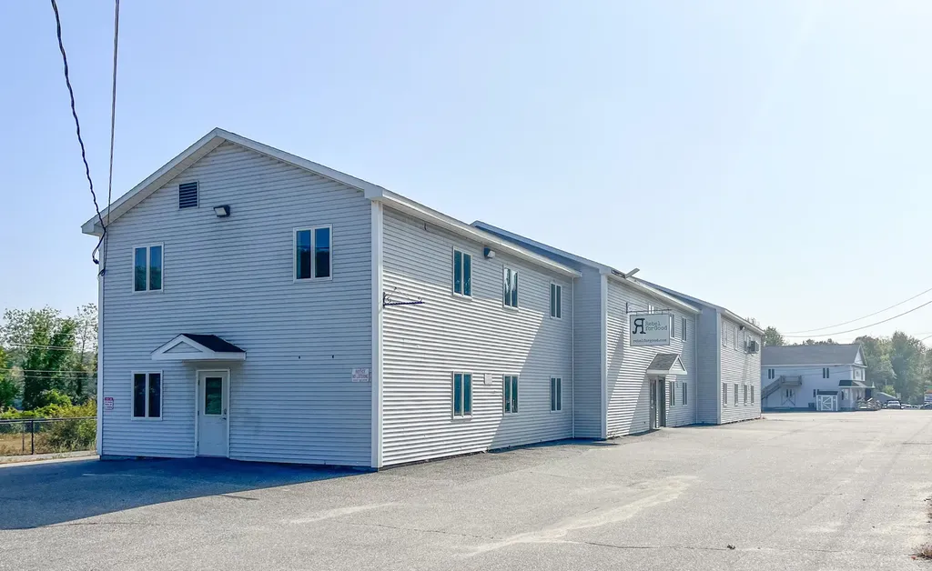 347 Maine Avenue Farmingdale ME 04344