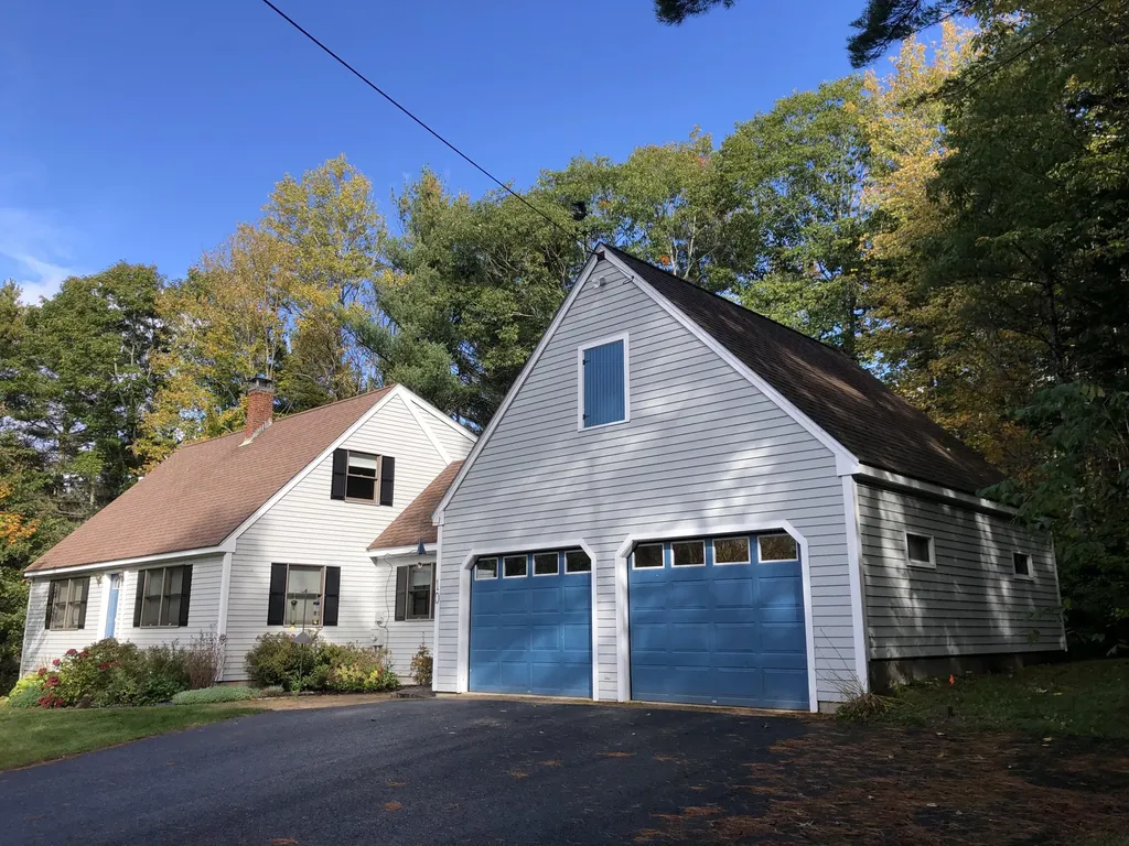 10 Robinson Drive Rockport ME 04856