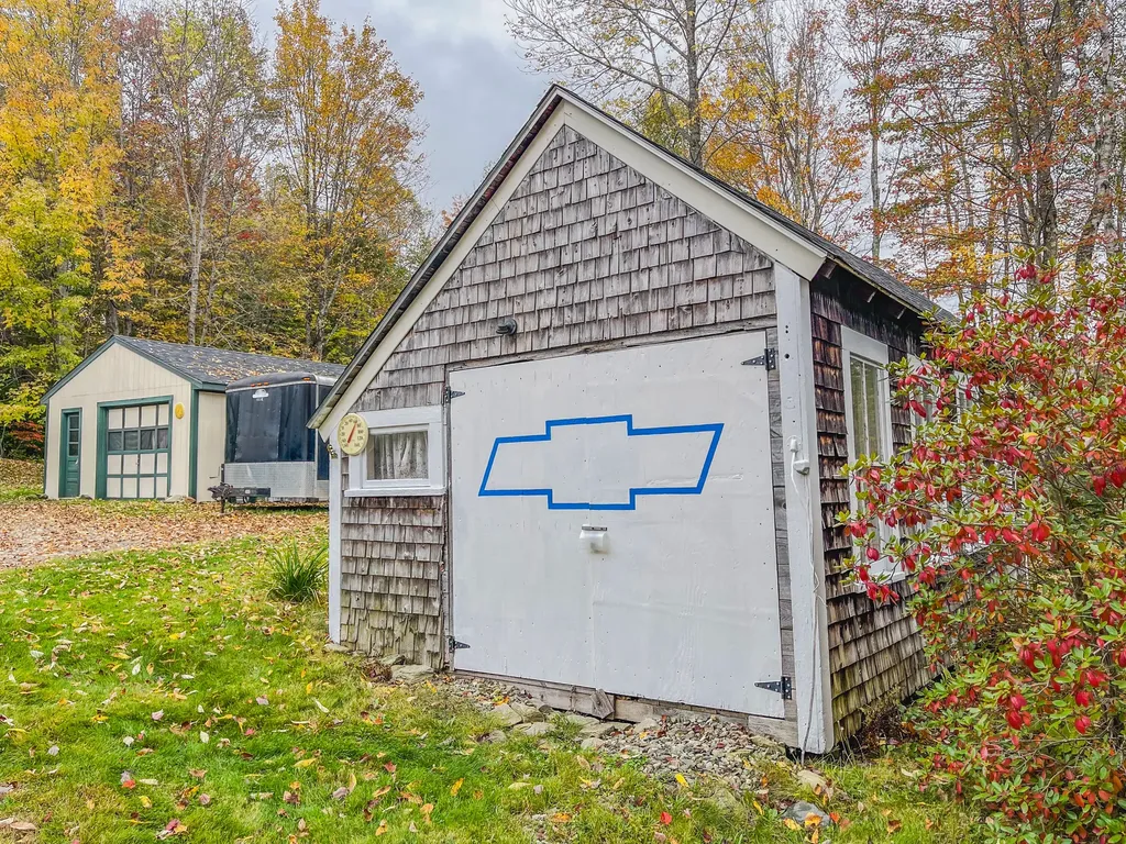 749 Industry Road Farmington ME 04938