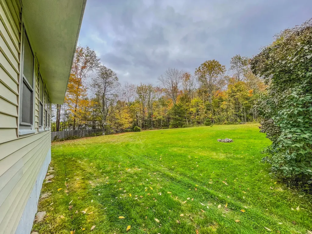 749 Industry Road Farmington ME 04938