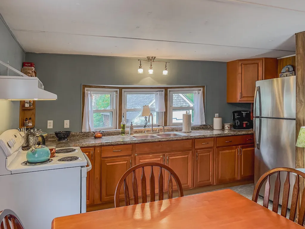 749 Industry Road Farmington ME 04938