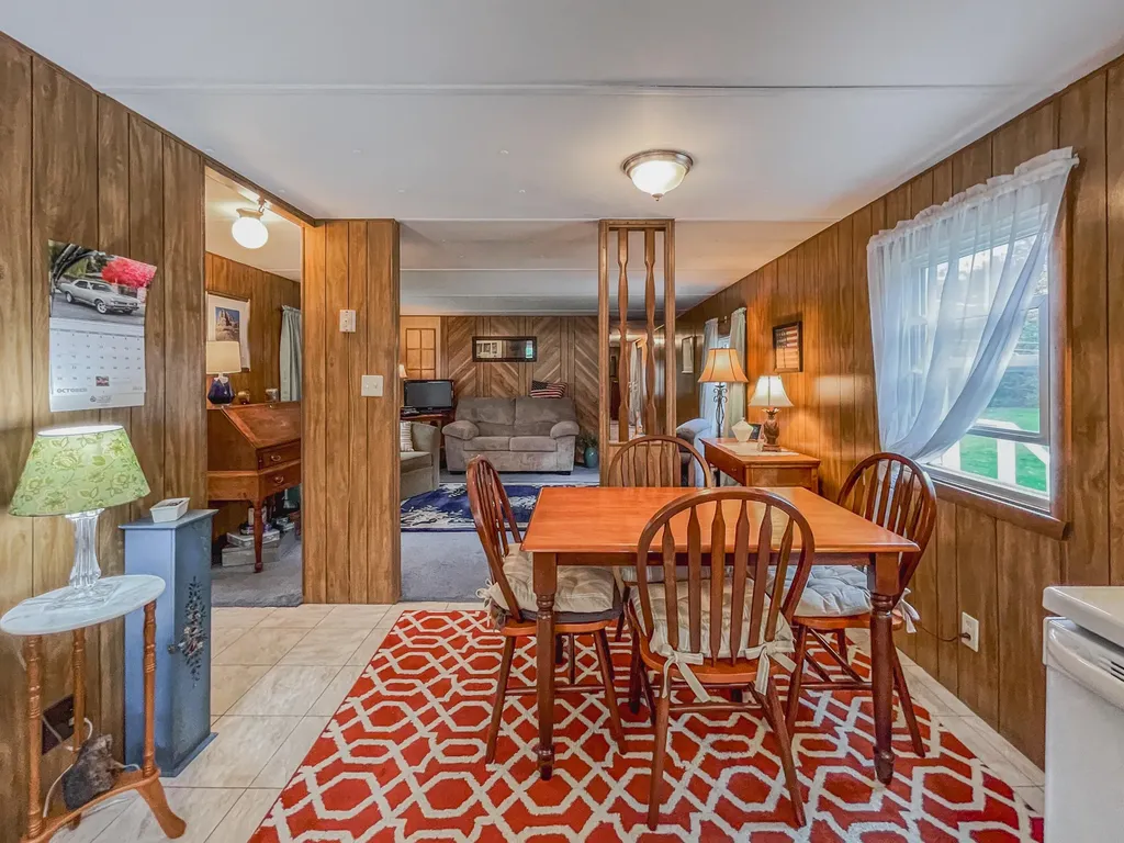 749 Industry Road Farmington ME 04938