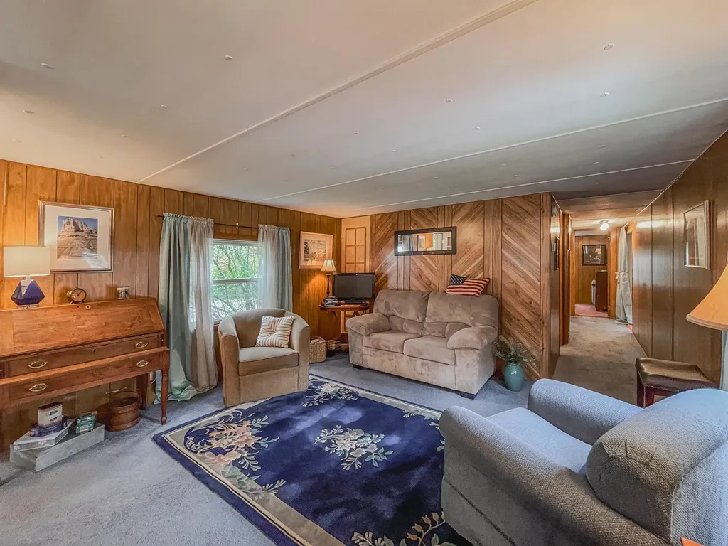 749 Industry Road Farmington ME 04938