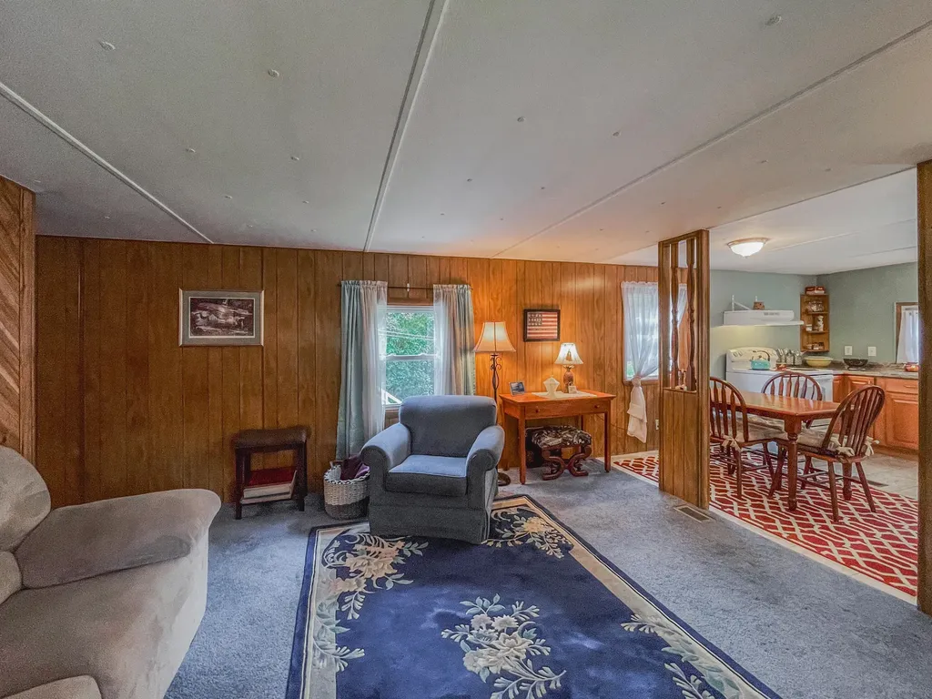 749 Industry Road Farmington ME 04938