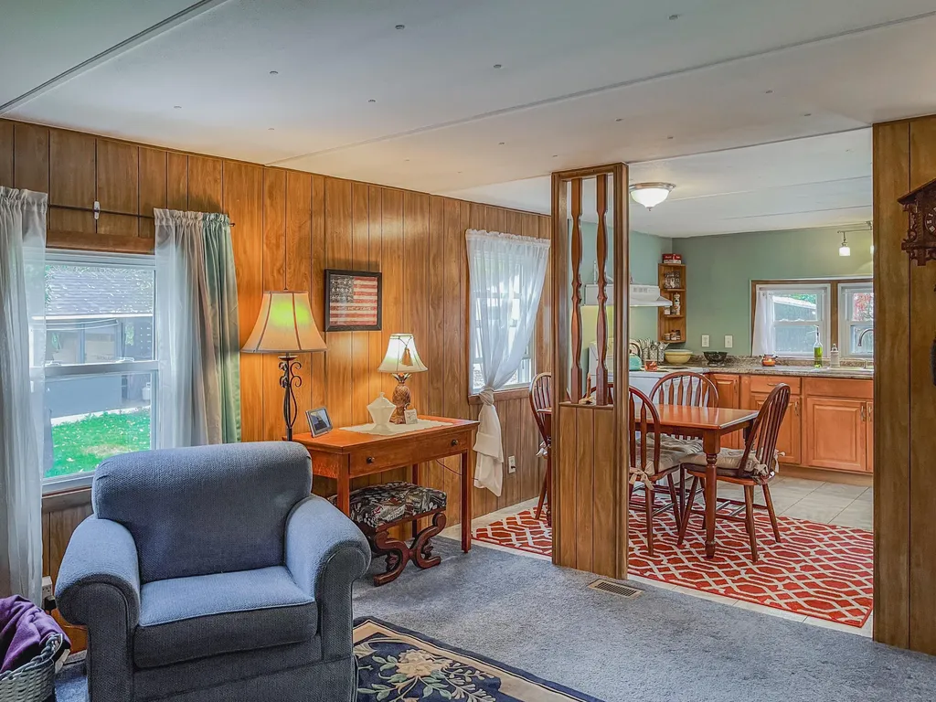 749 Industry Road Farmington ME 04938