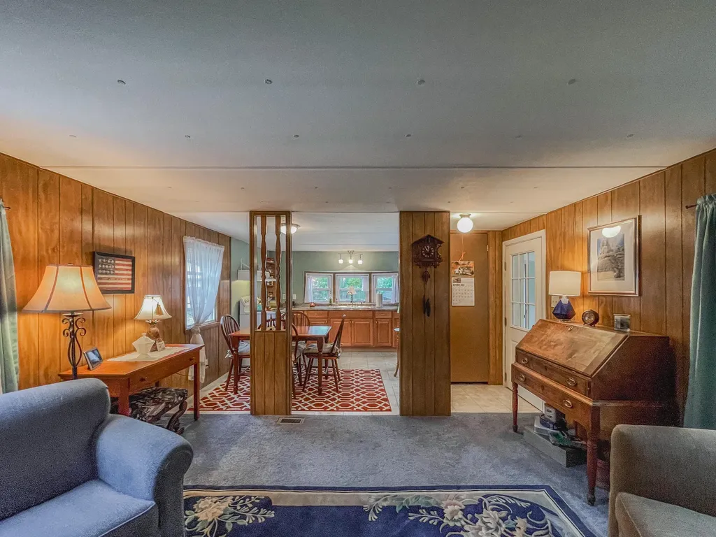 749 Industry Road Farmington ME 04938