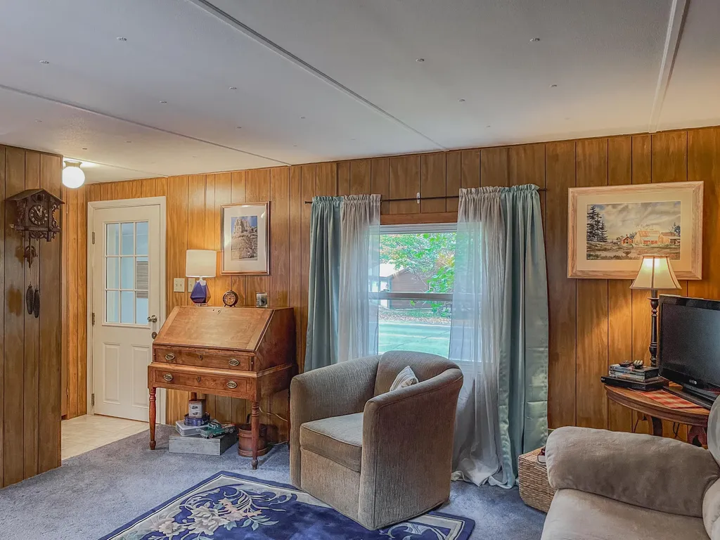749 Industry Road Farmington ME 04938