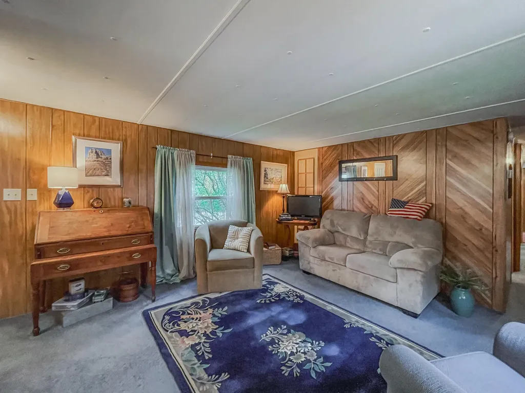 749 Industry Road Farmington ME 04938