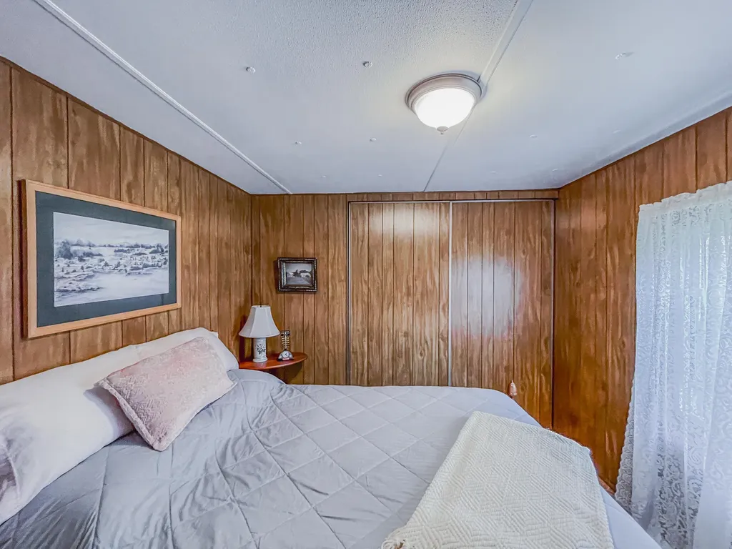 749 Industry Road Farmington ME 04938