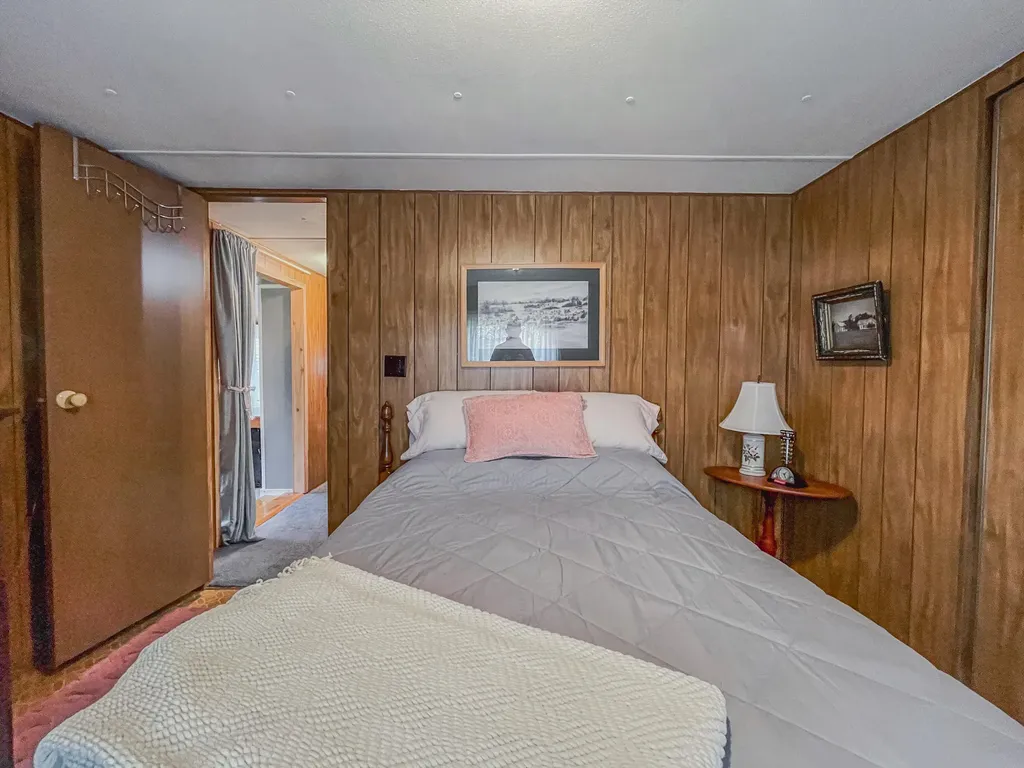 749 Industry Road Farmington ME 04938