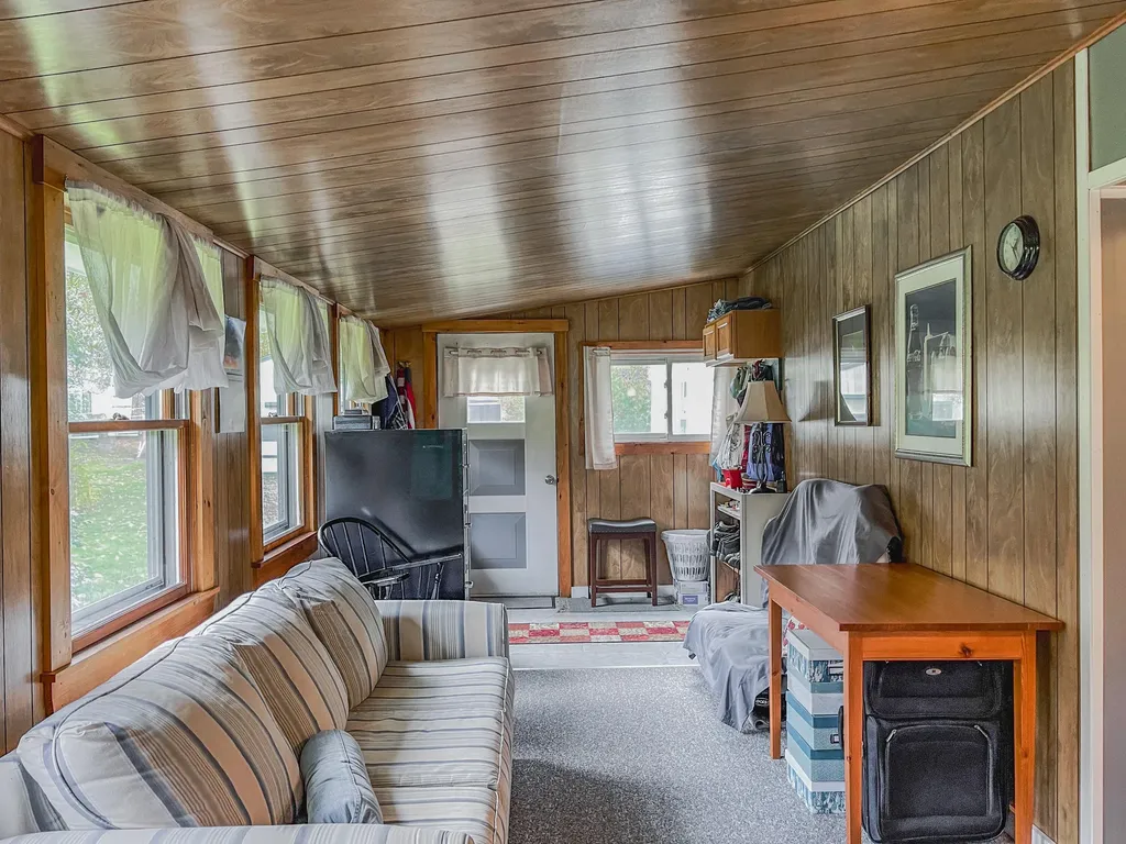 749 Industry Road Farmington ME 04938