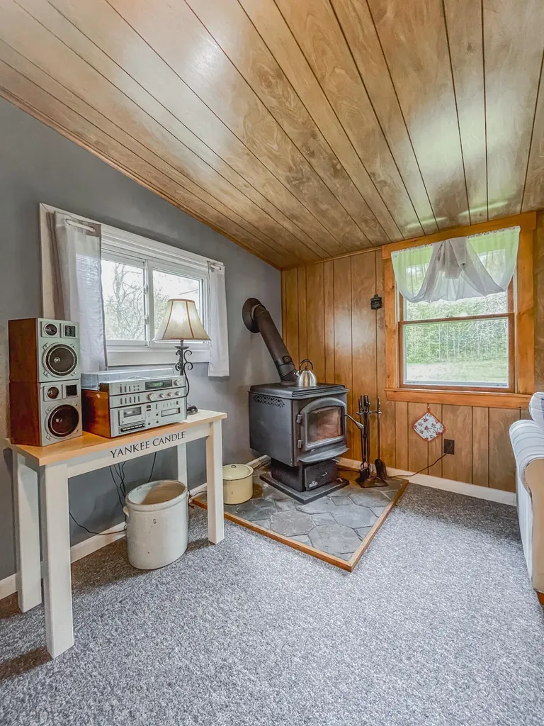 749 Industry Road Farmington ME 04938