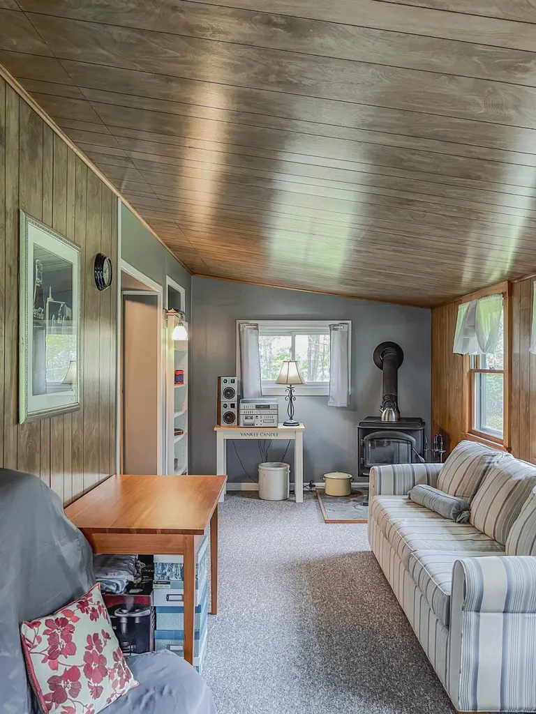 749 Industry Road Farmington ME 04938