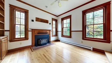 36 Sturbridge Lane Cumberland ME 04021